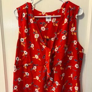 Cabi Women’s Dress Shirt in Red Floral XL